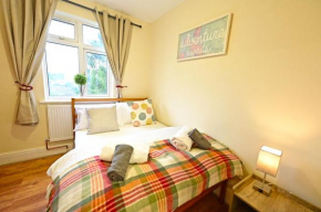 Serenity Luton Suite Near Mall
